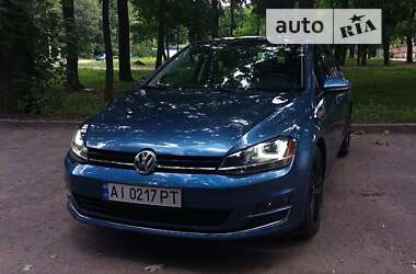 Хетчбек Volkswagen Golf 2014 в Києві