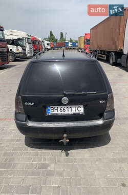 Универсал Volkswagen Golf 2001 в Крюковщине