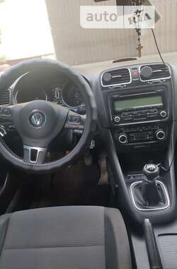 Універсал Volkswagen Golf 2010 в Львові