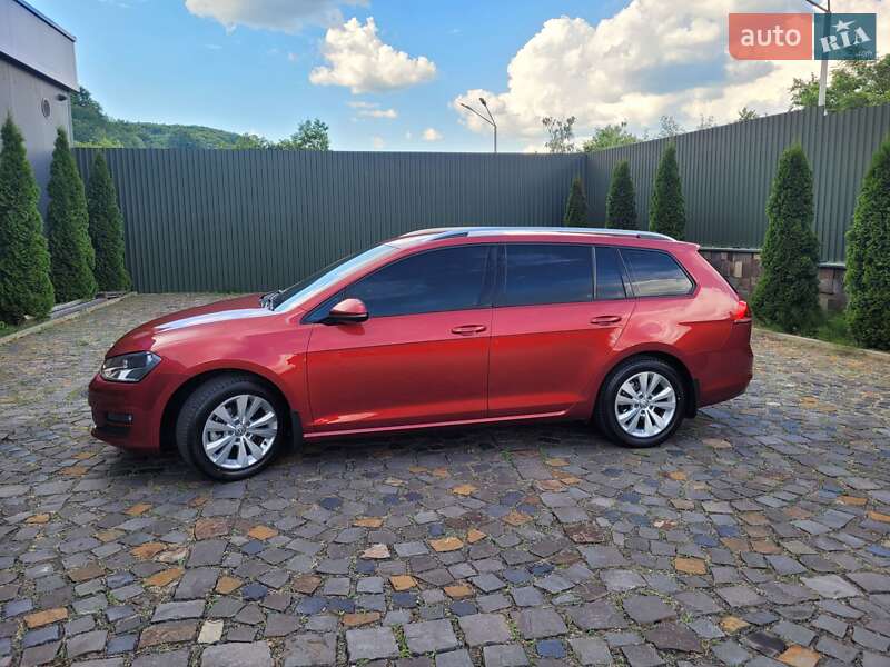 Універсал Volkswagen Golf 2014 в Мукачевому