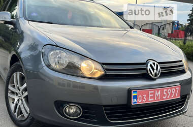 Универсал Volkswagen Golf 2011 в Полтаве