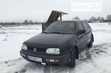 Хетчбек Volkswagen Golf 1997 в Шостці