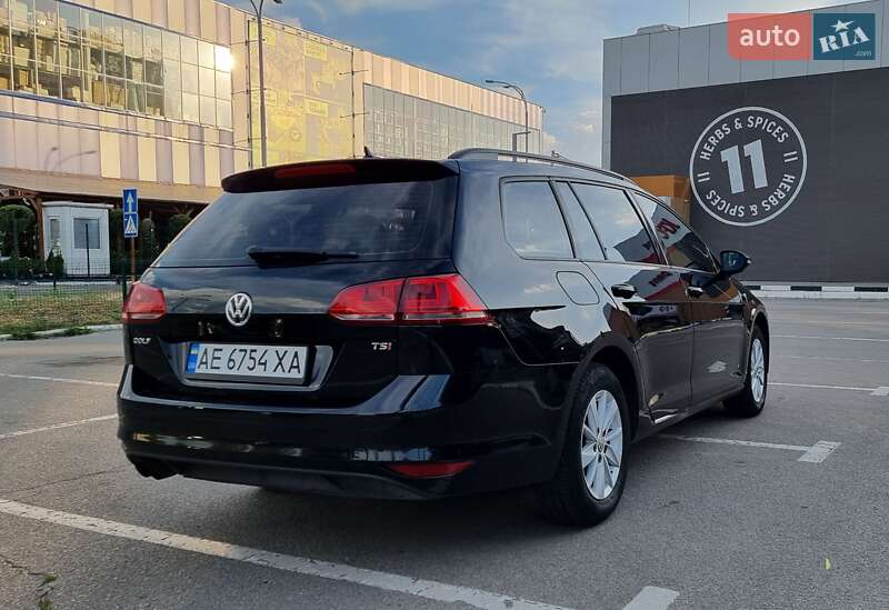 Универсал Volkswagen Golf 2016 в Днепре