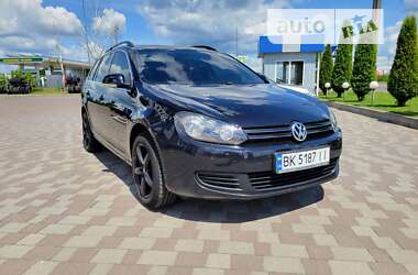 Універсал Volkswagen Golf 2010 в Сарнах