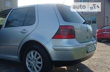 Хетчбек Volkswagen Golf 2003 в Львові