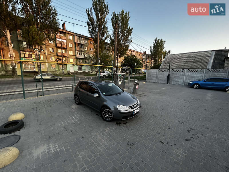 Volkswagen Golf 2006