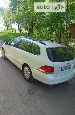 Універсал Volkswagen Golf 2008 в Житомирі