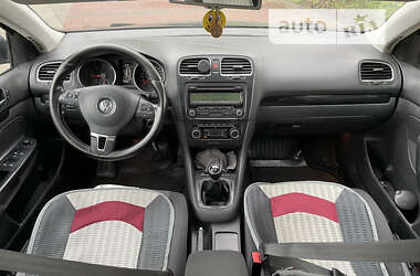 Универсал Volkswagen Golf 2009 в Косове