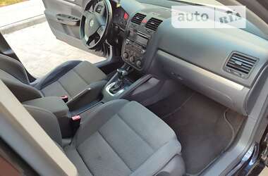 Универсал Volkswagen Golf 2009 в Львове