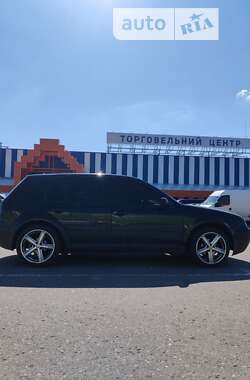 Хетчбек Volkswagen Golf 2000 в Харкові