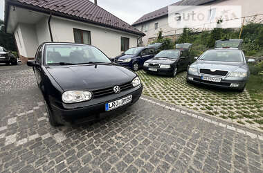 Хетчбек Volkswagen Golf 2001 в Звягелі