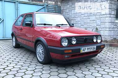 Хетчбек Volkswagen Golf 1988 в Запоріжжі