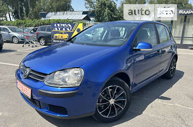 Хетчбек Volkswagen Golf 2005 в Ніжині