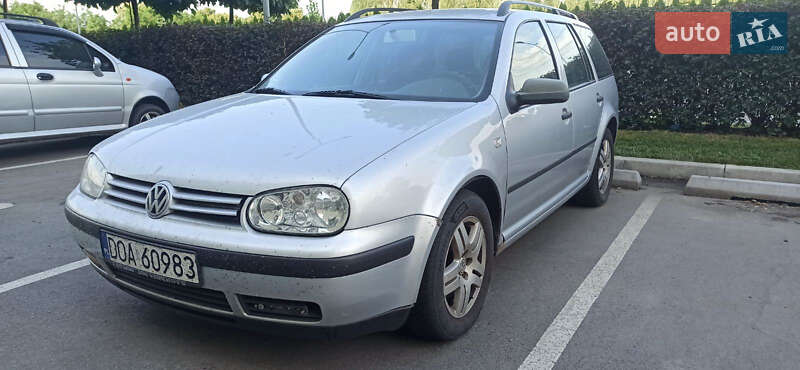 Volkswagen Golf 2002