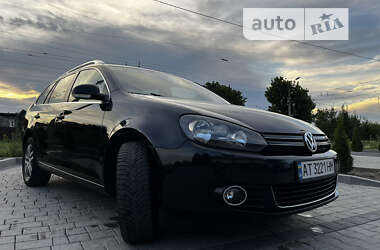 Універсал Volkswagen Golf 2012 в Івано-Франківську