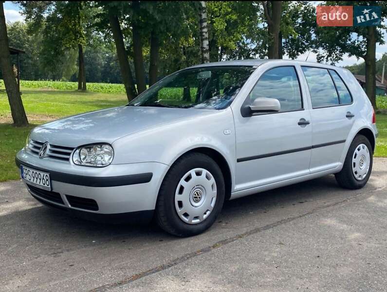 Volkswagen Golf 1998