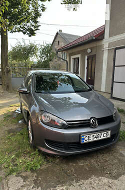 Хетчбек Volkswagen Golf 2011 в Сторожинці