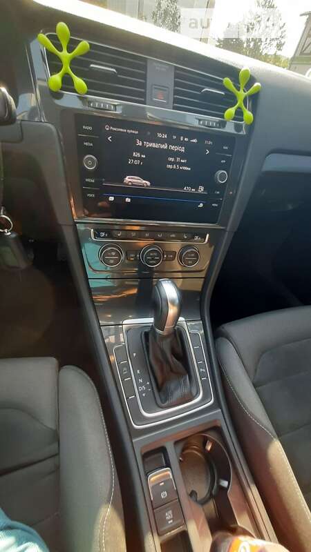 Универсал Volkswagen Golf 2017 в Львове