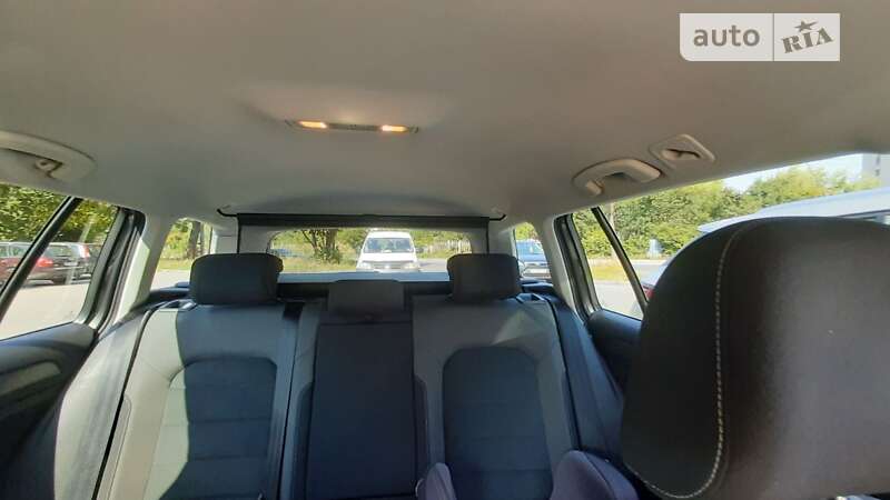 Универсал Volkswagen Golf 2017 в Львове