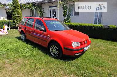 Универсал Volkswagen Golf 1999 в Черновцах