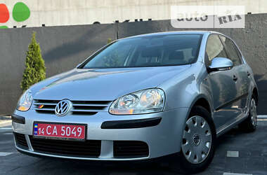 Хэтчбек Volkswagen Golf 2005 в Дрогобыче