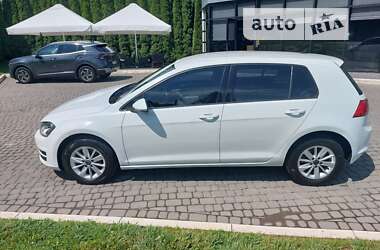 Хэтчбек Volkswagen Golf 2014 в Львове