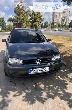 Универсал Volkswagen Golf 2003 в Харькове