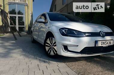 Хетчбек Volkswagen Golf 2014 в Стрию