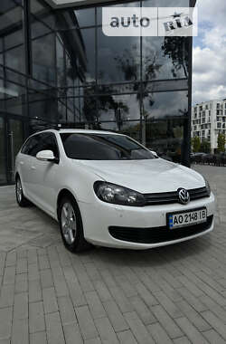 Універсал Volkswagen Golf 2012 в Ужгороді