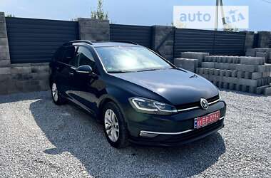 Універсал Volkswagen Golf 2020 в Миколаєві