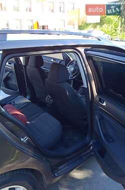Универсал Volkswagen Golf 2011 в 