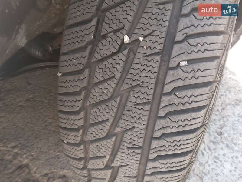 Хэтчбек Volkswagen Golf 2001 в Николаеве