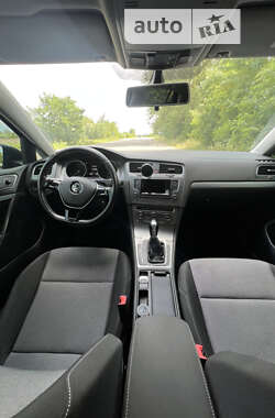 Хетчбек Volkswagen Golf 2013 в Луцьку