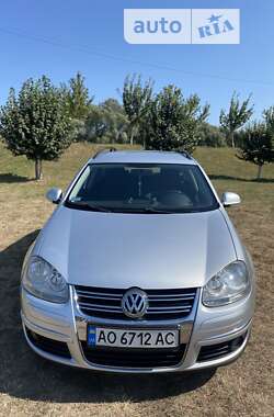 Універсал Volkswagen Golf 2008 в Мукачевому