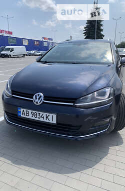 Универсал Volkswagen Golf 2015 в 