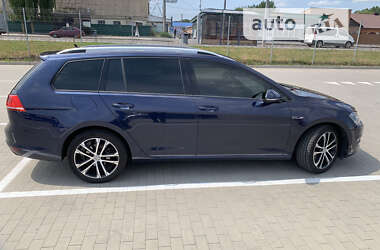 Универсал Volkswagen Golf 2015 в 