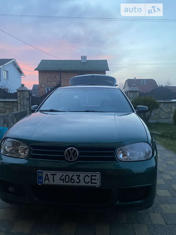 Хетчбек Volkswagen Golf 2000 в Івано-Франківську