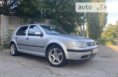 Хэтчбек Volkswagen Golf 2002 в Харькове