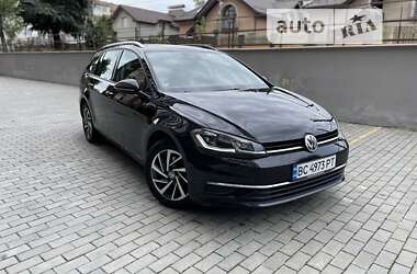 Універсал Volkswagen Golf 2017 в Стрию