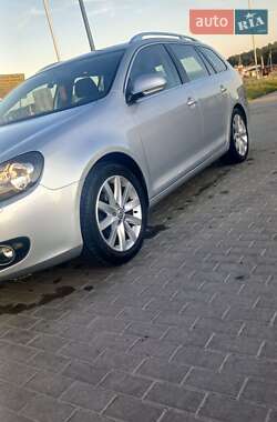 Универсал Volkswagen Golf 2011 в 