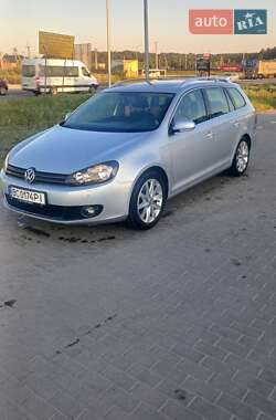 Универсал Volkswagen Golf 2011 в 