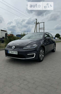 Хэтчбек Volkswagen Golf 2020 в Радехове