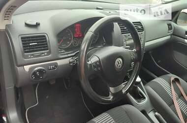 Хэтчбек Volkswagen Golf 2008 в Белой Церкви