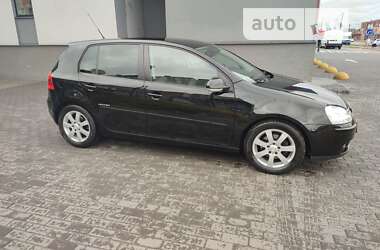 Хэтчбек Volkswagen Golf 2008 в Белой Церкви