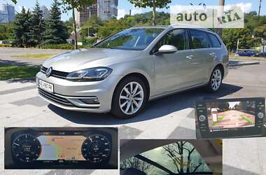 Універсал Volkswagen Golf 2017 в Дніпрі