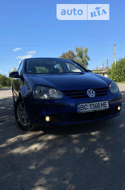 Хетчбек Volkswagen Golf 2004 в Дрогобичі