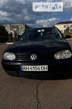 Универсал Volkswagen Golf 2001 в Каменском