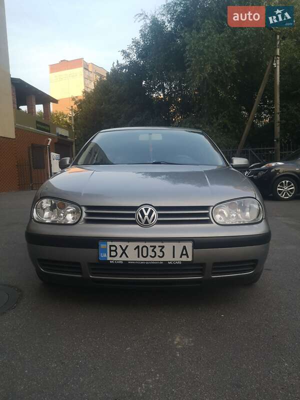 Volkswagen Golf 2002