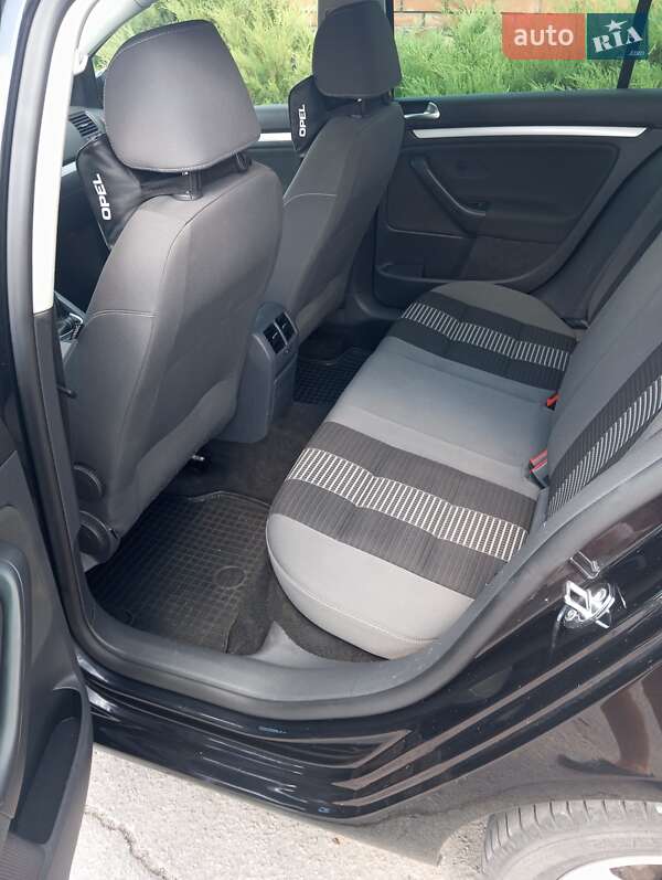Хетчбек Volkswagen Golf 2008 в Могилів-Подільському