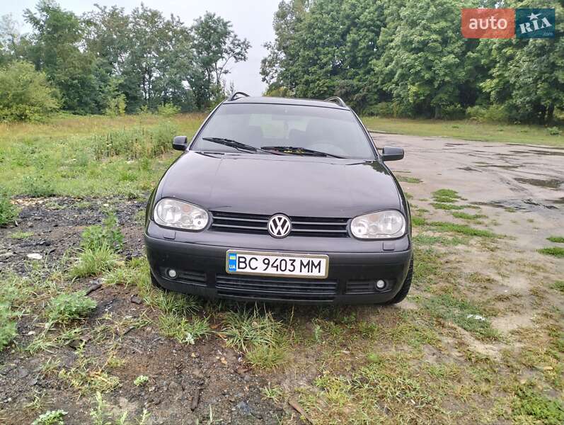 Универсал Volkswagen Golf 2000 в 